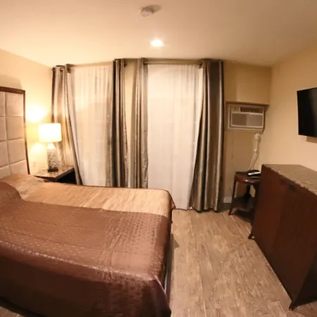 Santa Cruz Inn Riverside