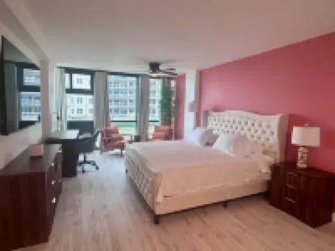 Oceanside Duo 2 Updated Rooms w Water Views