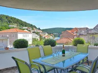 Apartments Tonka Hotels in Pučišća