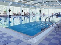 Macdonald Berystede Hotel and Spa - Pool