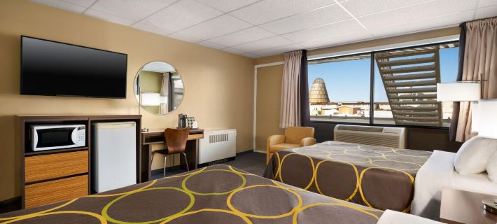 Super 8 by Wyndham Hearst on Hotéis em Cochrane District