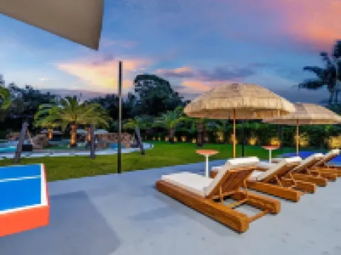 One and Only Lazy River Pool Villa Hotels in Golden Glades