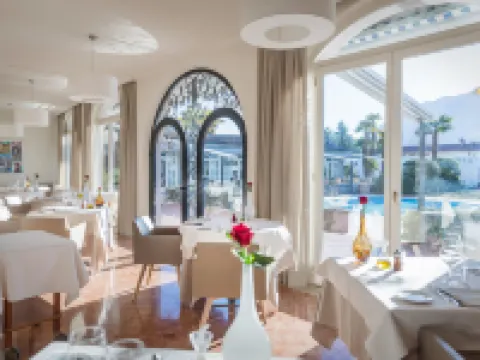 Parkhotel Delta, Wellbeing Resort Hotels in Ascona