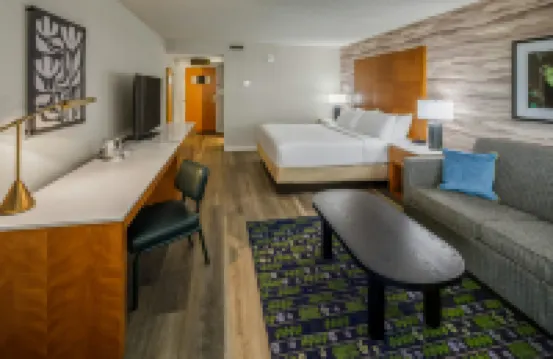 DoubleTree by Hilton Hotel Rochester