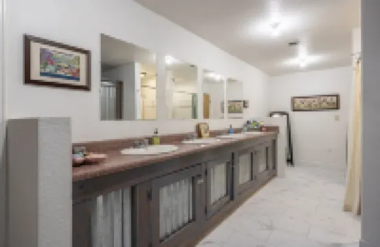 Family Reunions, Groups, 40 acres wide open spaces