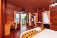 Tabitha Tunak Resort