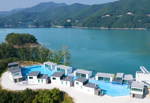 제천 쁘띠포레풀빌라