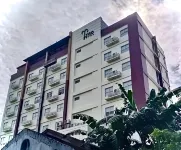 Tree Hotel Panakkukang Makassar by LIFE