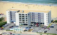 The Schooner Inn - parking