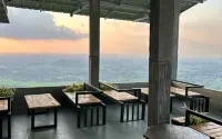 Contana Glamping with Jogja City View