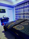 SwitHome Properties Private Master Bed & Bath #1 Cautley Near YEG Airport