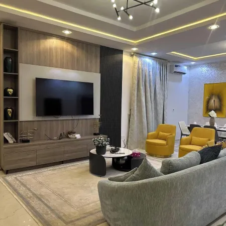 Pearless Apartment