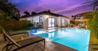 New Vibrant Villa - Heat Pool -Pickeball - Villas