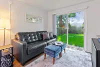 Snug Spot 70 - Close To Downtown & Autzen 1 Bedroom Studio