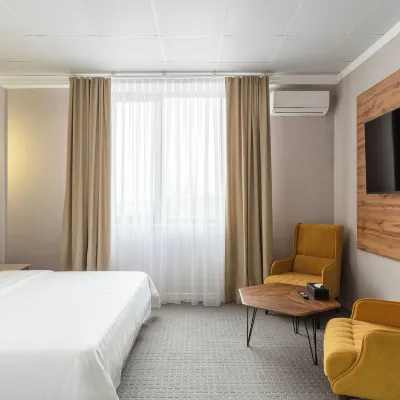 Cozy Hotel Hotels near Akun