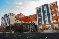INFINITY PLAZA BLOCK 1 Hotels in 