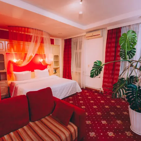 Aleksandr Haus Hotel