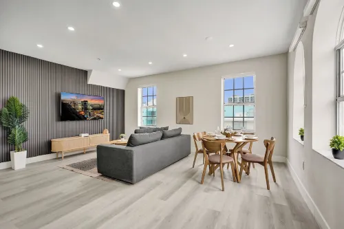 SoBe Suites 727 - Apartments