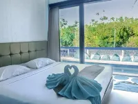 بومبورا سيرف كامب Hotels near بيتشاتو