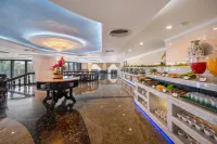 V-Hotel Da Nang Beach - Aamiainen