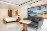 Dhong Livin Uluwatu