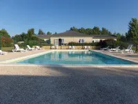 Correze Family Cottage With Pool - Uima-altaat