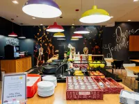 ibis Joinville - Morgenmad