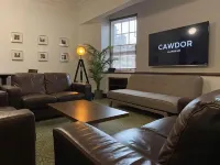 The Cawdor - Bãi đậu xe