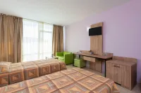 Ivana Palace Hotel - Free Parking - balcony