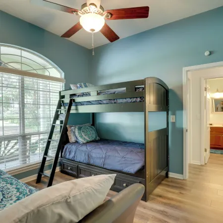 Private Beach & Dock! North Florida Lake House