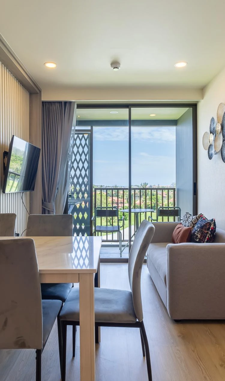รูปภาพของBrand new Ozone Bangtao Condo with pool and gym