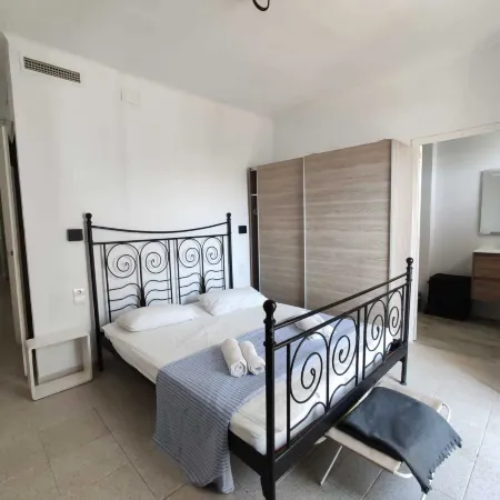 Beach 2 Large Balcones Quiet Rooms Wifi 01