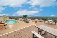 One-of-a-kind Guest Suite in Hill Country w/ Pool - Apartments