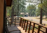 Flagstaff Pines Retreat, King Bed, Great Deck, Cool Summer Nights - Chalets