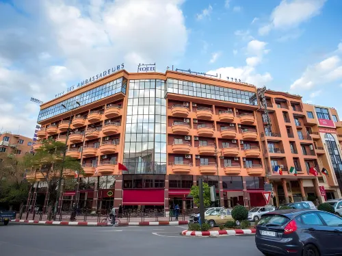 Hôtel les Ambassadeurs - balcón
