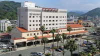 Jr Hotel Clement Uwajima - 3 estrellas