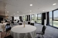 Radisson Hotel Zurich Airport - breakfast