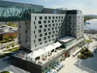 Courtyard  Montreal Laval Hotels near Henri-Bourassa Metro Station