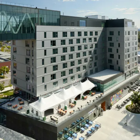 Courtyard  Montreal Laval