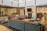 Four Points by Sheraton Cambridge Kitchener, Ontario - parking