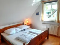 Ferienwohnungen Blaues Haus, Putbus - Familievenlig