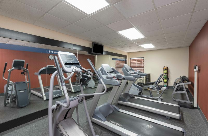 Hampton Inn Grand Rapids-North photo 5