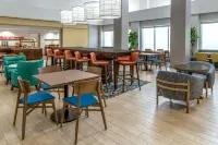 Hampton Inn & Suites Coconut Creek - 2-Star