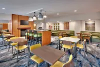 Fairfield Inn & Suites Seattle Bellevue/Redmond - فطور