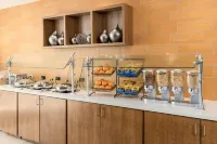 SpringHill Suites Lafayette South at River Ranch - breakfast