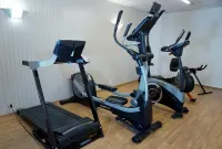 Enzo Hôtels Diane - Logis Amnéville - gimnasio