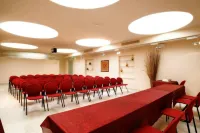 Grand Hotel Mediterranee - Parkplatz