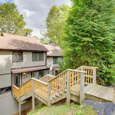 Steps to Sugar Mountain! Condo w/ Furnished Deck