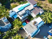Villa Alizée Boutique Hotel - Idéal Couples & Pros - Rooftop - Bed and Breakfasts