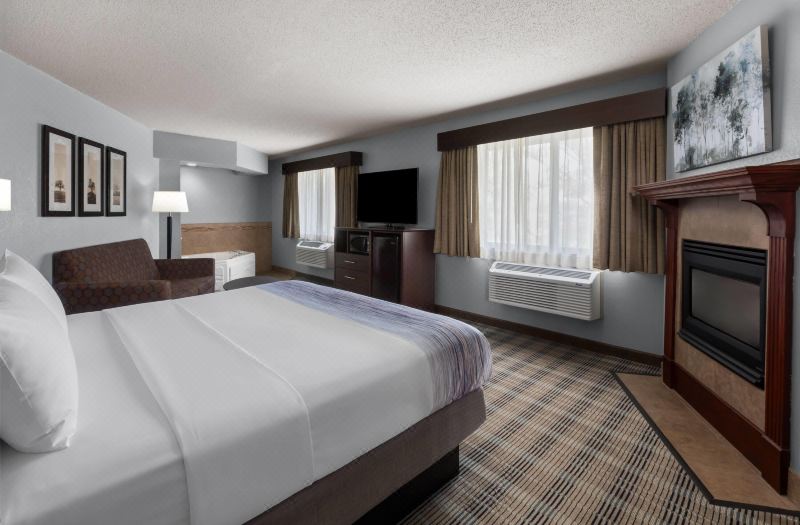 AmericInn by Wyndham Mankato Event Center